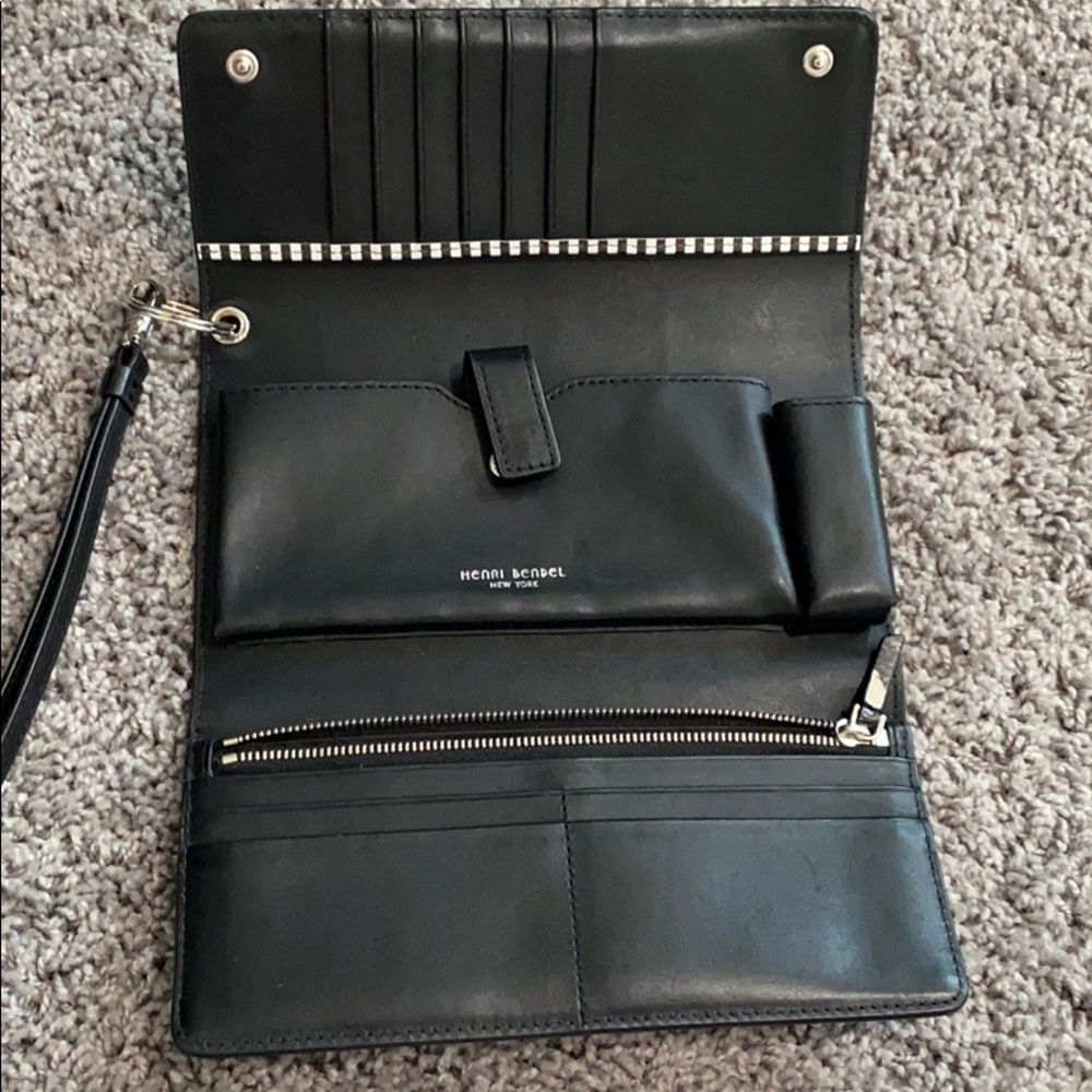Henri Bendel wallet - Picture 3 of 5